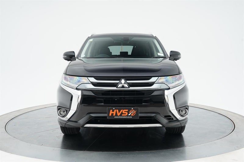 2016 Mitsubishi Outlander G 5 Seater, photo 2