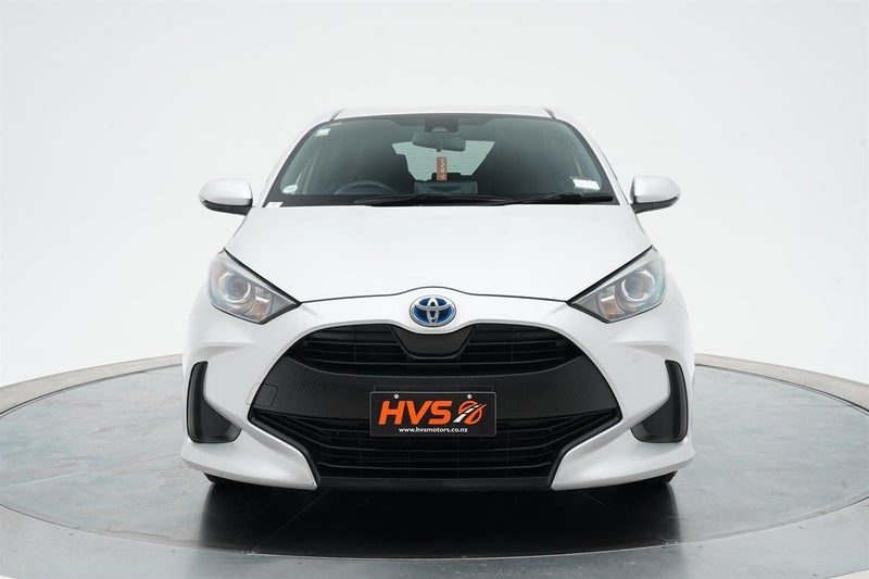 2021 Toyota Yaris Hybrid X, photo 2