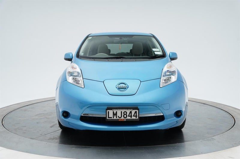 2011 Nissan Leaf 24X 67% SOH 10SRS, photo 2