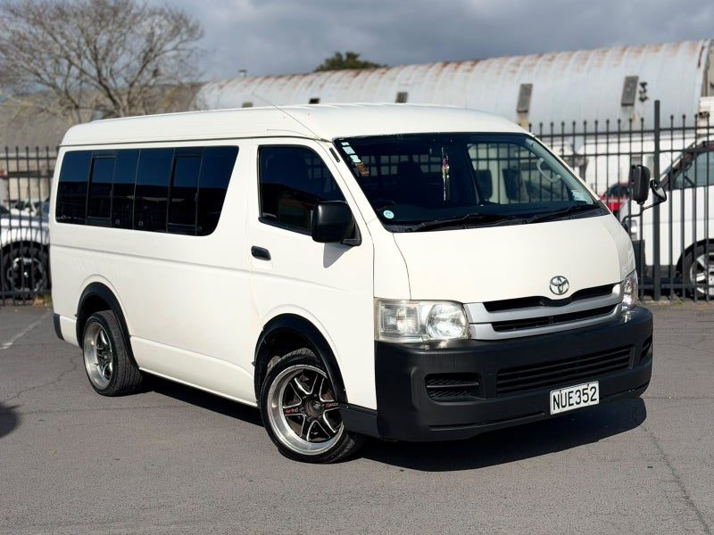 2010 Toyota Hiace
