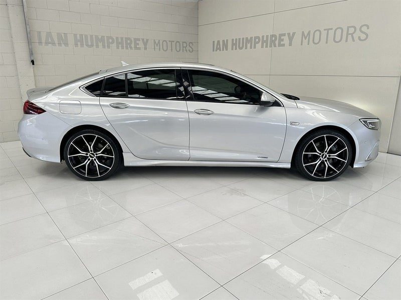 2018 Holden Commodore VXR ZB, photo 2
