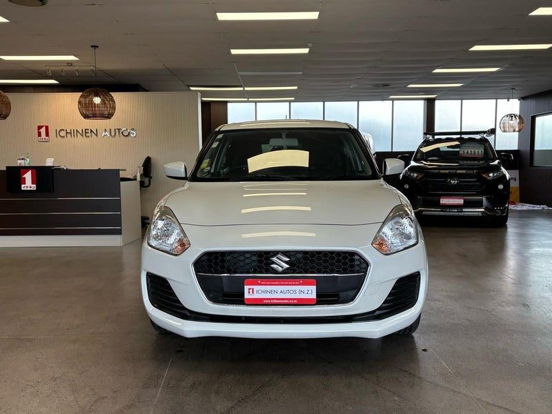 2018 Suzuki Swift PUSH BUTTON START / 2 KEYS, photo 2