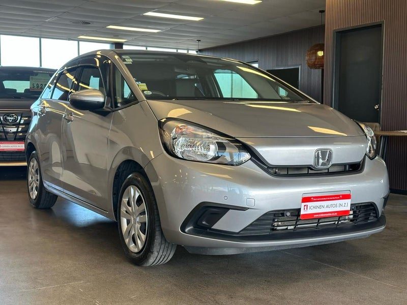 2021 Honda Fit PETROL/ 4x NEW TYRES, photo 2
