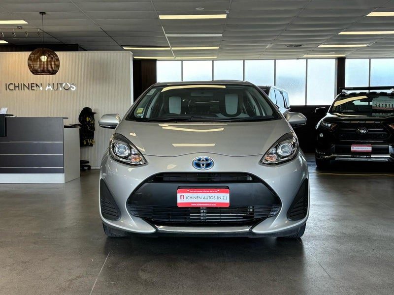2021 Toyota Aqua HYBRID / IMMOBILISER, photo 2