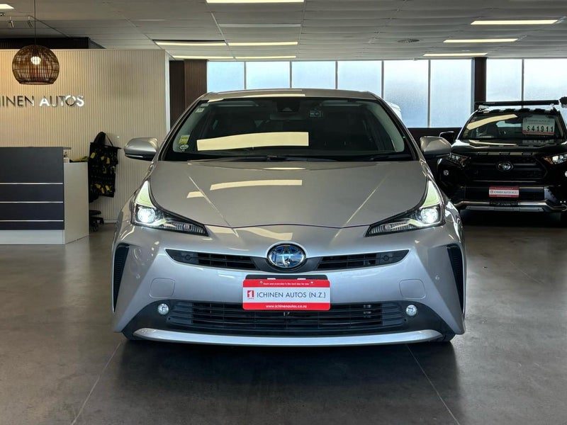 2021 Toyota Prius S, photo 2