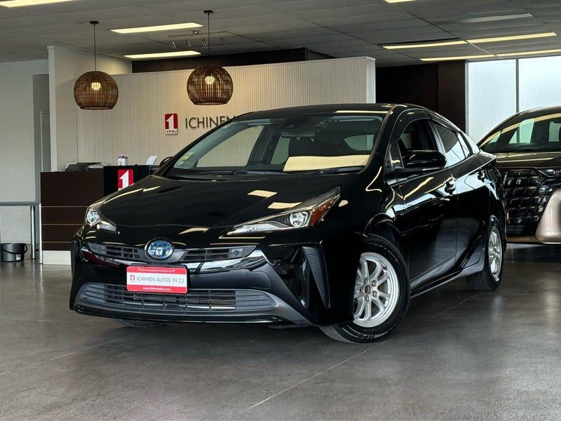 2021 Toyota Prius -S / Adaptive Cruise Control