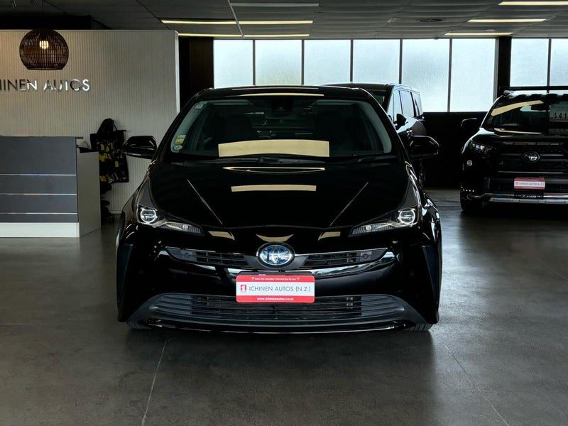 2021 Toyota Prius -S / Adaptive Cruise Control, photo 2
