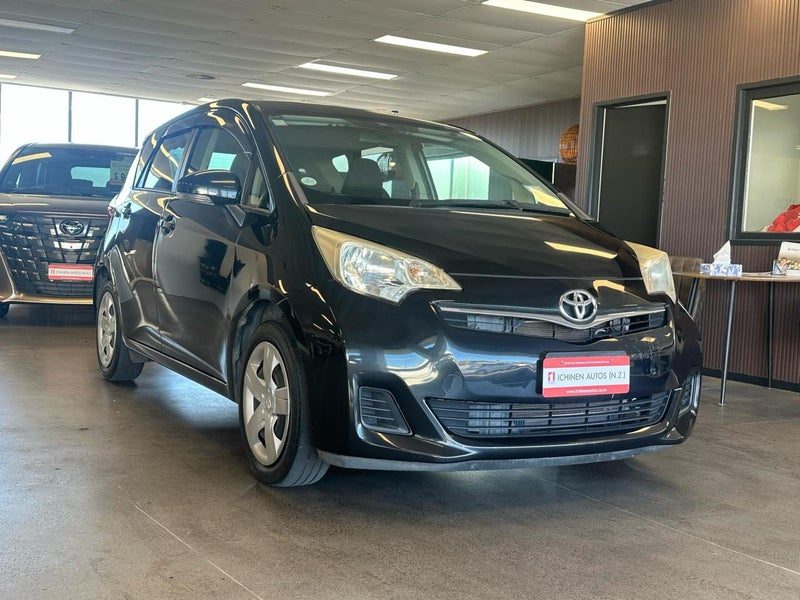 2014 Toyota Ractis Trade-in Special, photo 2