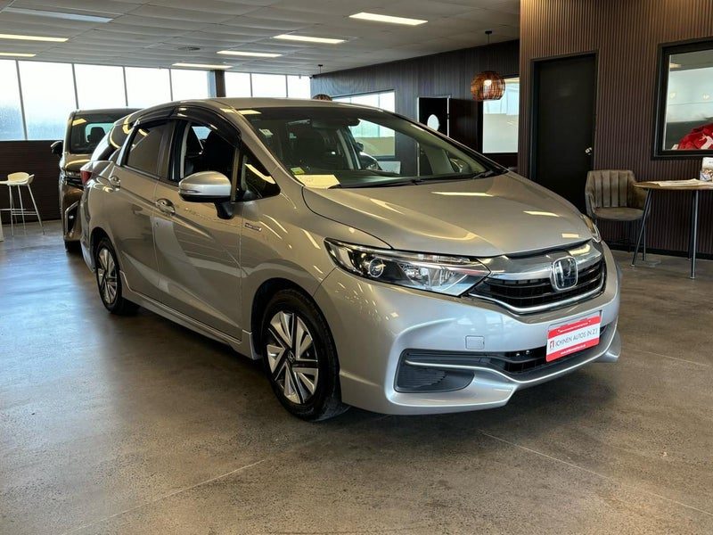 2018 Honda Shuttle Hybrid, photo 2