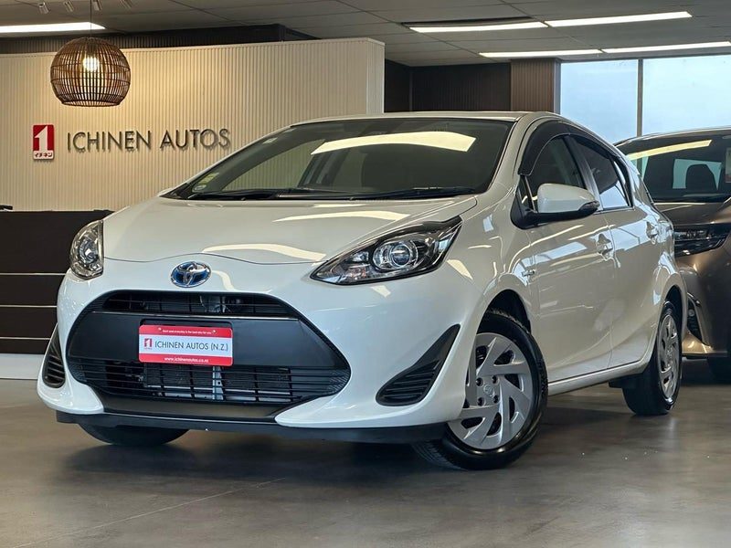 2019 Toyota Aqua -S / PUSH START