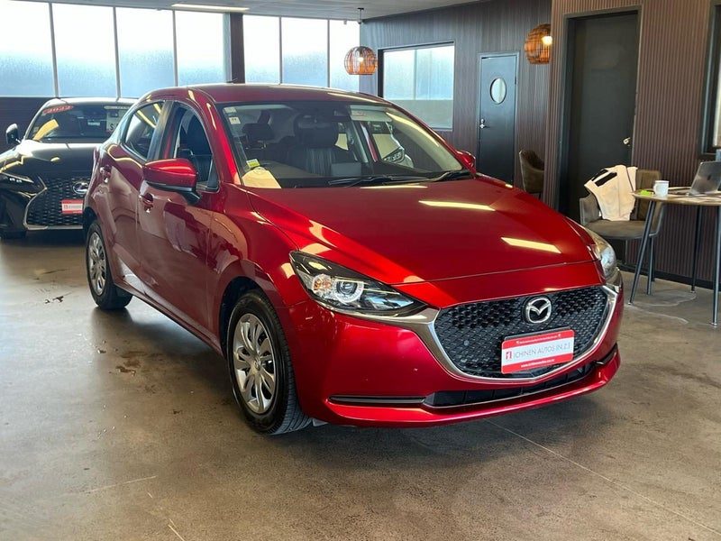 2021 Mazda 2 15C, photo 2