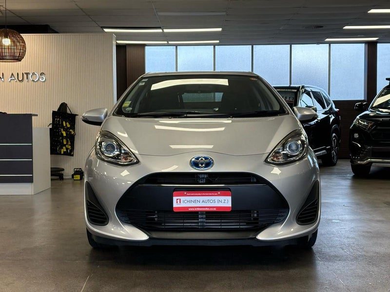 2019 Toyota Aqua -S / IMMOBILISER / BLUETOOTH, photo 2