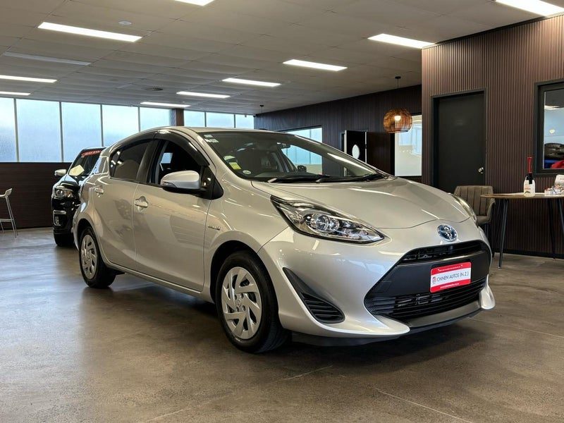 2019 Toyota Aqua -S / IMMOBILISER / BLUETOOTH, photo 3
