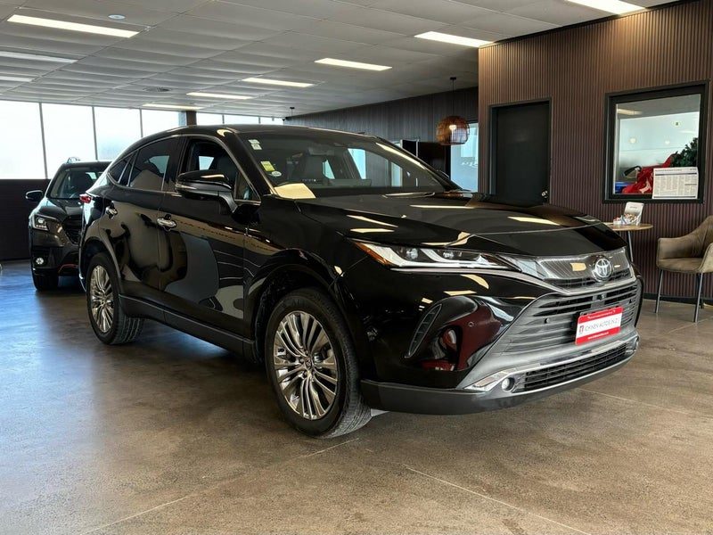 2021 Toyota Harrier, photo 3
