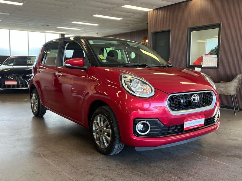 2017 Toyota Passo, photo 2