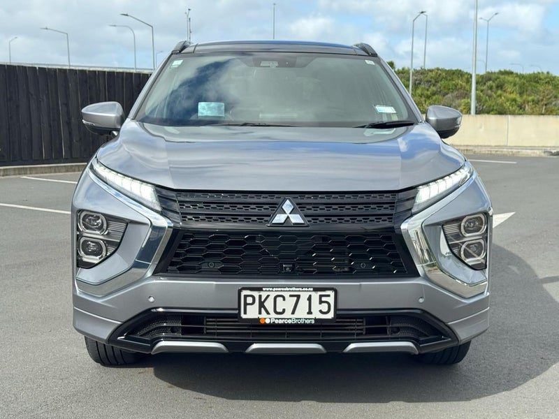 2022 Mitsubishi Eclipse Cross VRX, photo 2