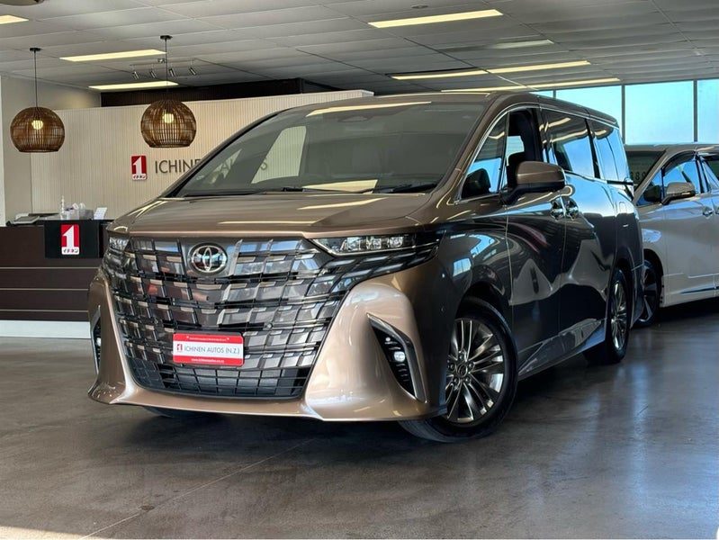 2025 Toyota Alphard Executive
