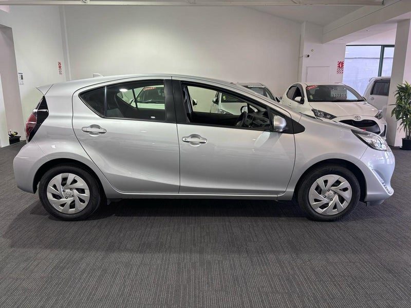 2021 Toyota Aqua / Immobiliser / Spare Tyre, photo 3