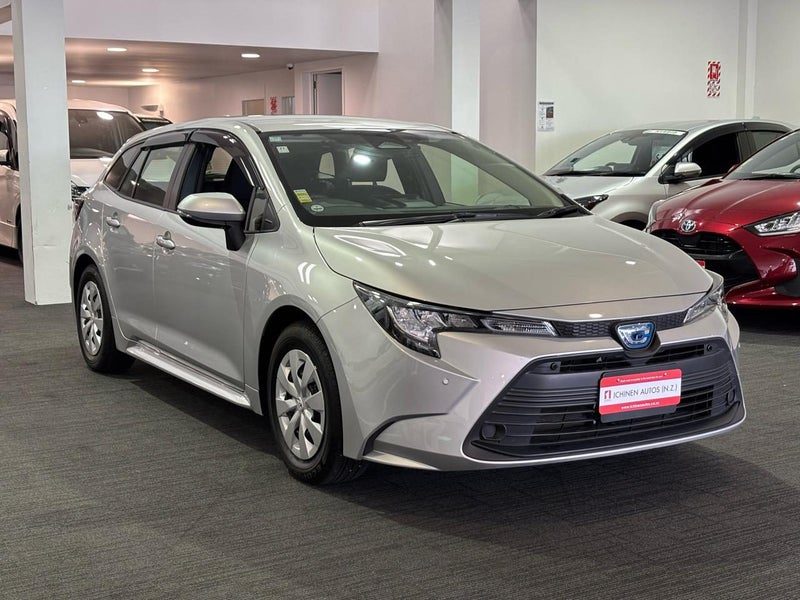 2023 Toyota Corolla Touring, photo 2