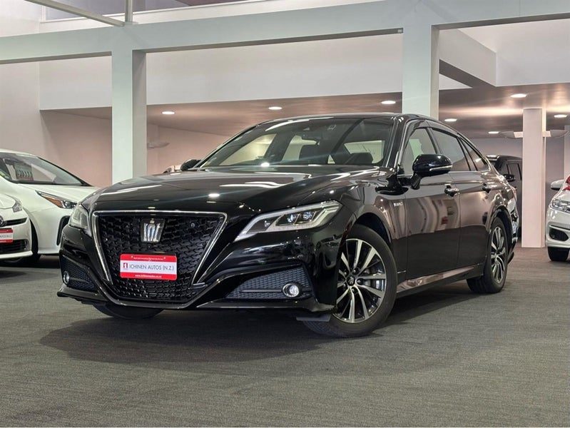 2019 Toyota Crown Hybrid