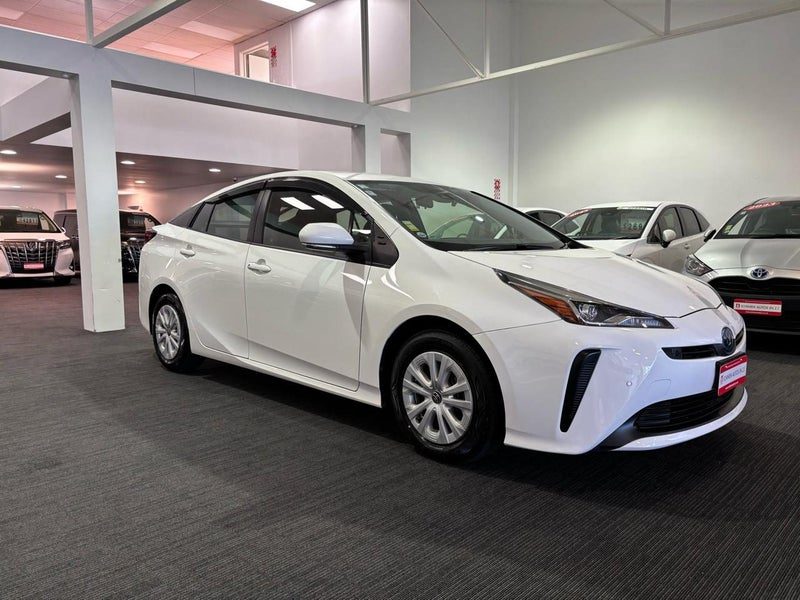 2021 Toyota Prius -S / Adaptive Cruise Control, photo 2