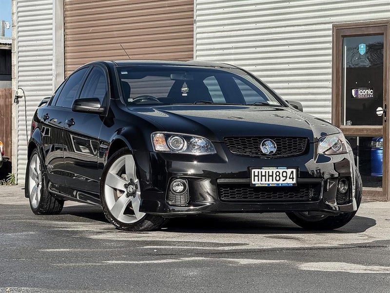 2010 Holden Commodore SS-V, photo 2