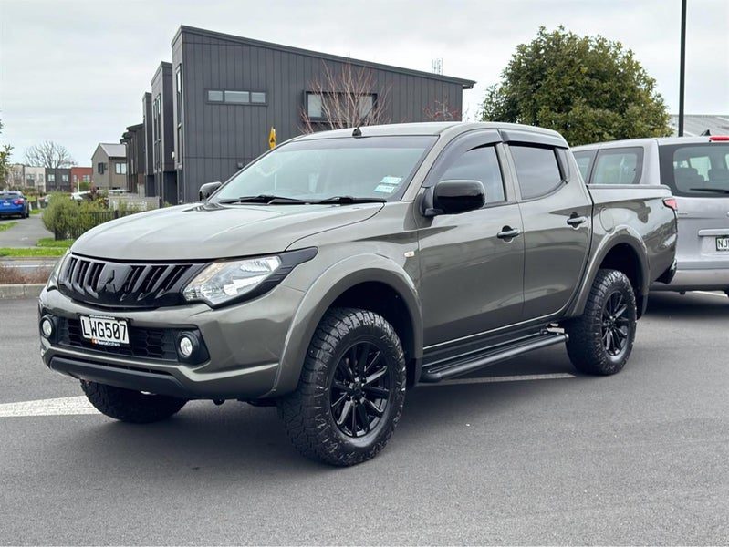 2018 Mitsubishi Triton DC GLXR 4WD 6M 2.4D, photo 3
