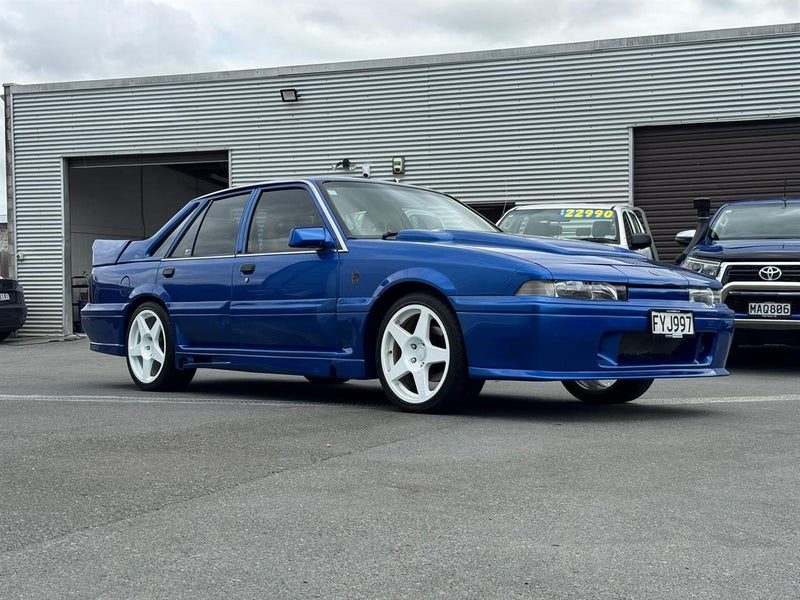 1987 Holden Calais VL