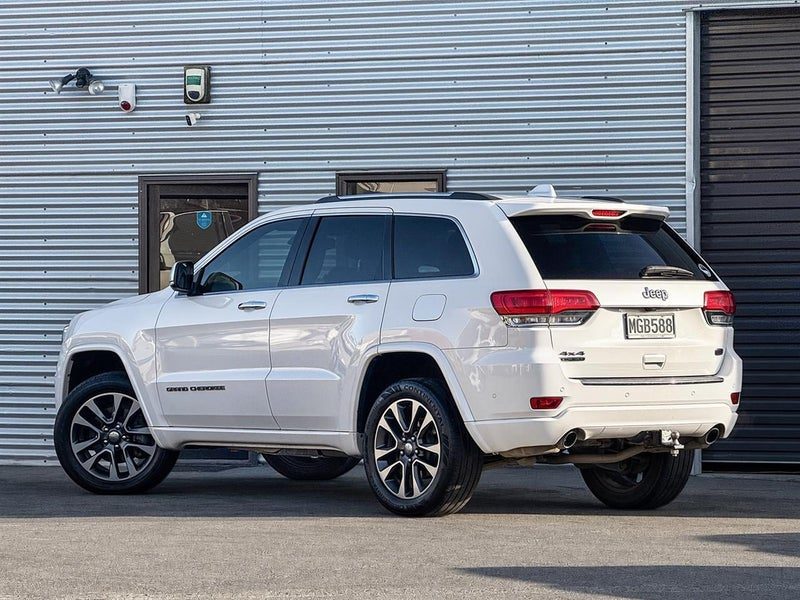 2019 Jeep Grand Cherokee Overland, photo 2