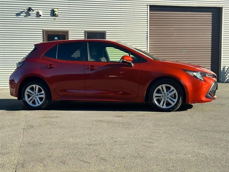 2020 Toyota Corolla GX, photo 2