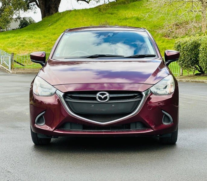 2017 Mazda Demio Skyactiv, photo 2
