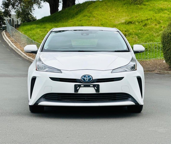 2019 Toyota Prius S, photo 2