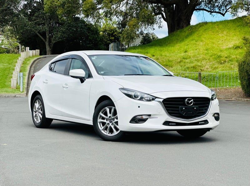 2017 Mazda Axela S, main photo