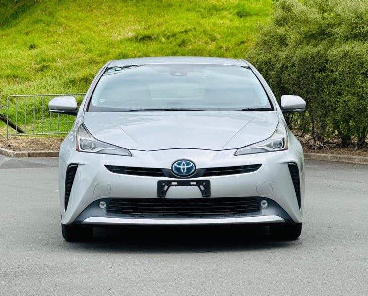 2019 Toyota Prius S, photo 2