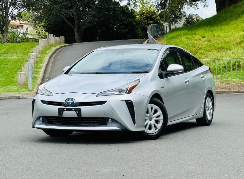 2019 Toyota Prius S, photo 3