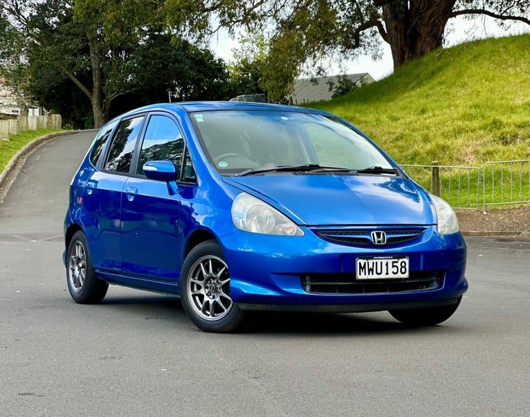 2006 Honda Fit, main photo