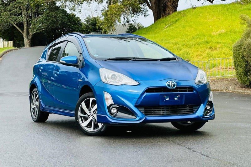 2016 Toyota Aqua X Urban