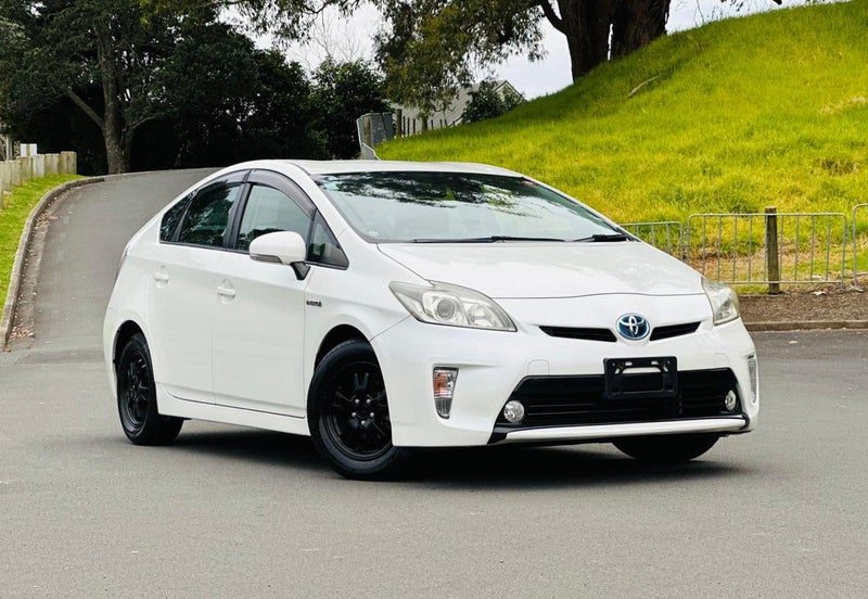 2014 Toyota Prius S