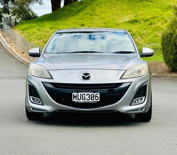 2009 Mazda Axela Sport, photo 2
