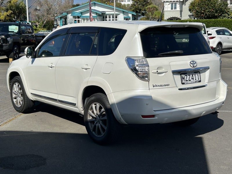 2012 Toyota Vanguard SUV, photo 3
