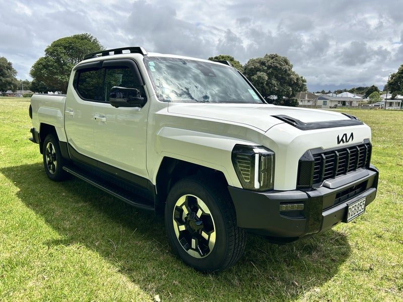 2025 Kia Tasman X-Line 4Wd Wellside, photo 3