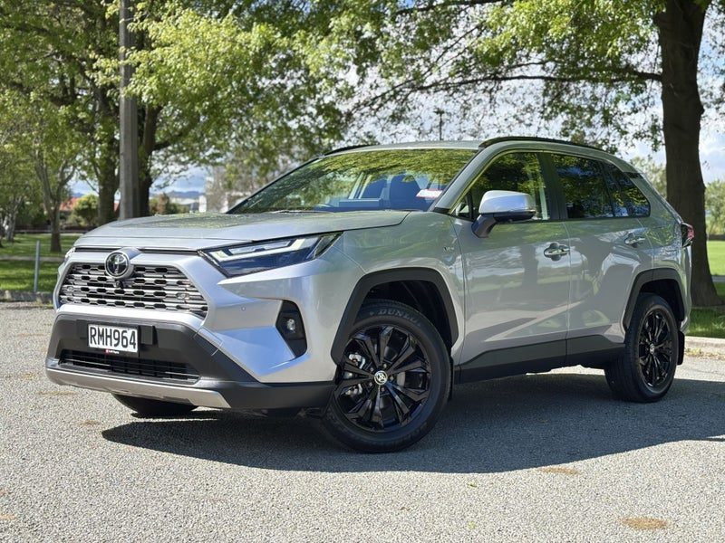 2025 Toyota RAV4 Limited 2.5Ph/4Wd/Hd, photo 3