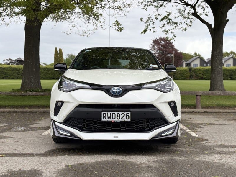 2021 Toyota C-HR G, photo 2