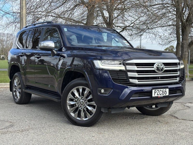 2023 Toyota Land Cruiser VX Limited
