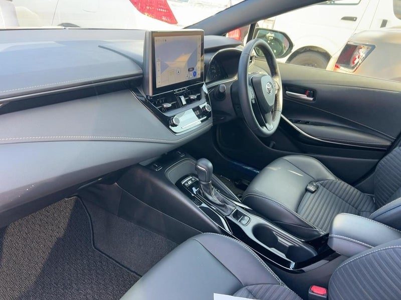 2023 Toyota Corolla Touring WXB Hybrid Wagon, photo 3