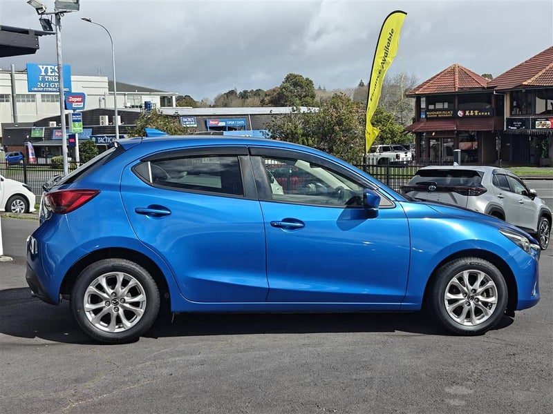 2016 Mazda Demio 13 S, photo 3