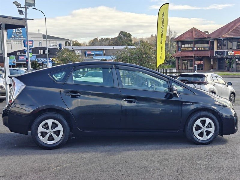 2013 Toyota Prius S, photo 3