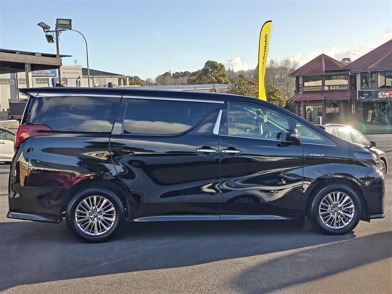 2020 Toyota Alphard SR, photo 3