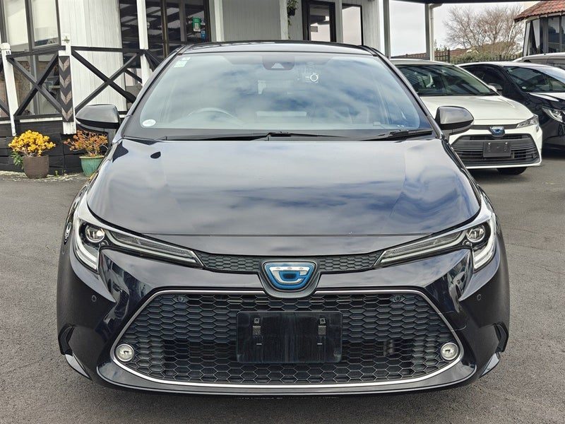 2020 Toyota Corolla Touring, photo 2