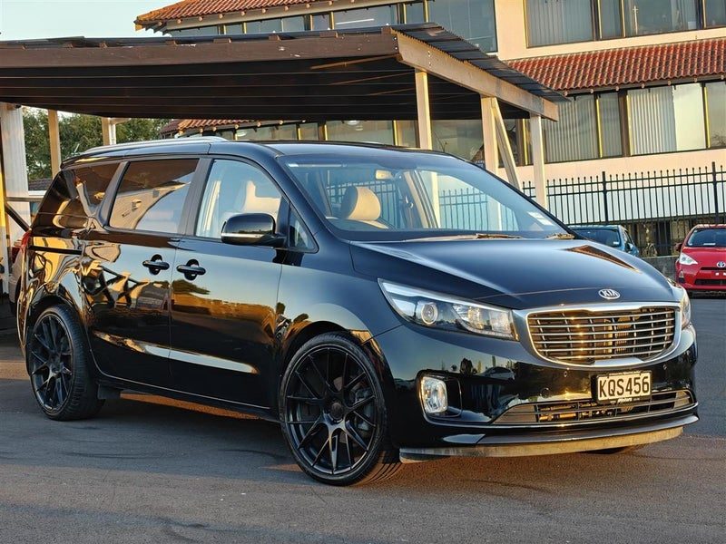 2017 Kia Carnival EX, main photo
